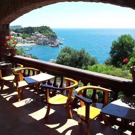Villa Sara Guesthouse Sveti Stefan Exterior foto