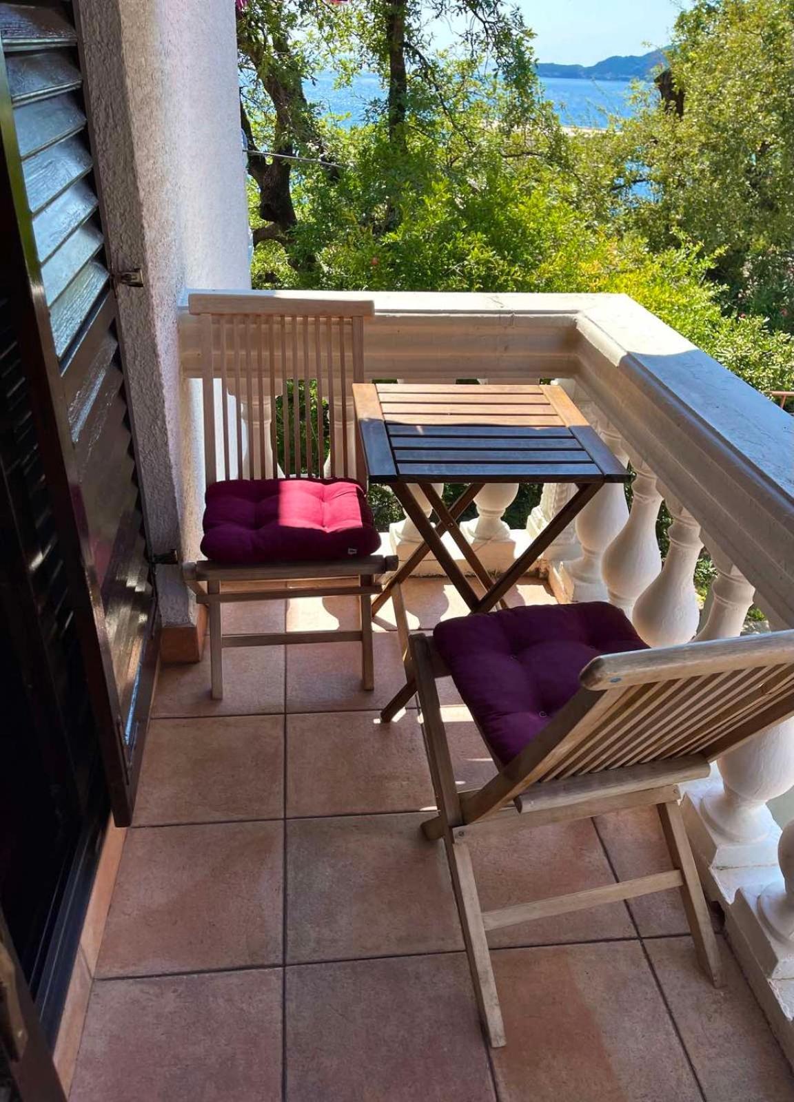 Villa Sara Guesthouse Sveti Stefan Habitación foto